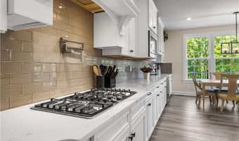 327 Crest Ln, Adams Twp., PA 16046