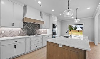 3130 Cambridge St, Bentonville, AR 72713