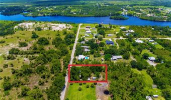 1711 Linwood Ave, Alva, FL 33920