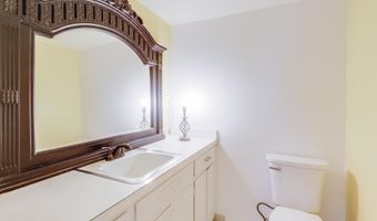 2512 Randall Dr, Biloxi, MS 39531