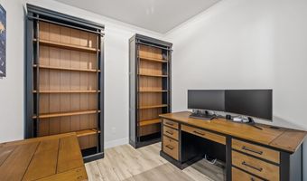 5712 CARMEL Dr, Cheyenne, WY 82009