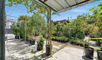 5236 Pomona Blvd, East Los Angeles, CA 90022