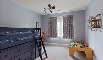 25 Kristin Dr, Cranston, RI 02921