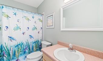 51 Market St, Apalachicola, FL 32320