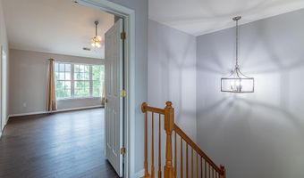 24635 KINGS CANYON Sq, Aldie, VA 20105