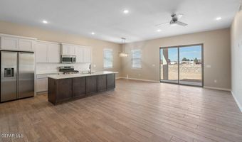 670 Davi's Greenwood Ct, Sinton, TX 79821