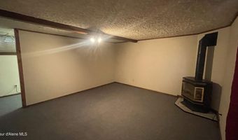 7042 Oak St, Bonners Ferry, ID 83805