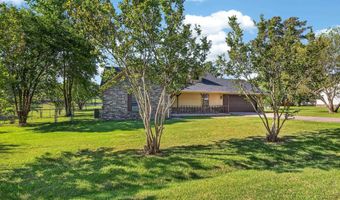 2101 Kamak Dr, Beebe, AR 72012