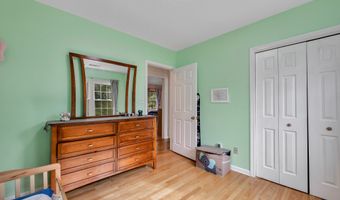 114 Tiffany Ln, Bristol, CT 06010