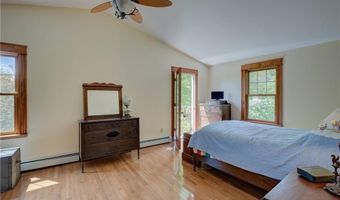 127 Foote St, Barrington, RI 02806