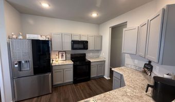 4057 Kings River Trl, Bauxite, AR 72011