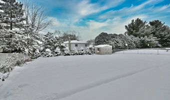 231 N Flora Pkwy, Addison, IL 60101