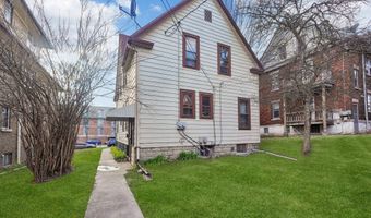 3062 N Oakland Ave, Milwaukee, WI 53211