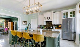 70 Peirce St, East Greenwich, RI 02818