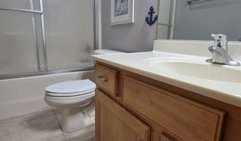 14 Iowa St A3, Arnolds Park, IA 51331