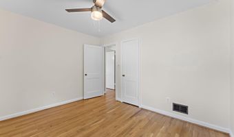 2303 RIVERVIEW Ter, Alexandria, VA 22303