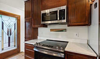 6922 Cutty Sark St, Anchorage, AK 99502