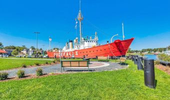 195 LAKESIDE Dr, Lewes, DE 19958