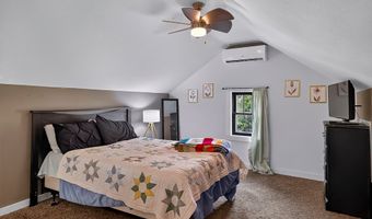 429 NE 8th St, Abilene, KS 67410