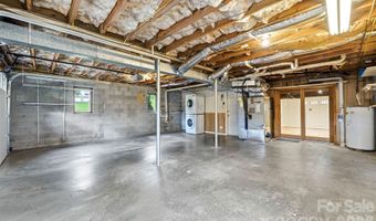 337 Woody Ln, Asheville, NC 28804