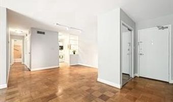 4977 BATTERY Ln 1-311, Bethesda, MD 20814