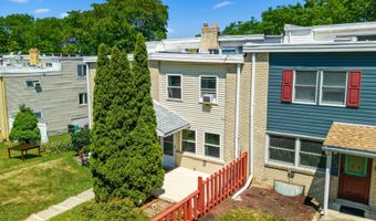 757 Mohawk St, Allentown, PA 18103