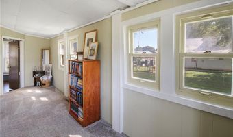 911 E 5th St, Altamont, KS 67330