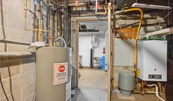 320 7th Ave E, Alexandria, MN 56308