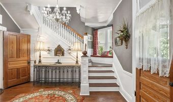 115 S Main St, Adairsville, GA 30103