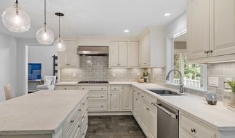 6 Candida Ln, Acton, MA 01720