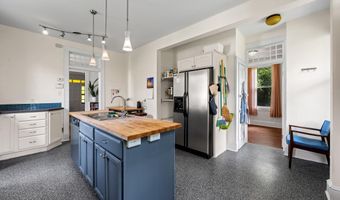 2607 GOODWOOD Rd, Baltimore, MD 21214