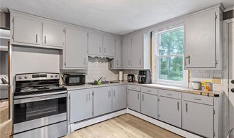90 Old Sayles Hill Rd, North Smithfield, RI 02865