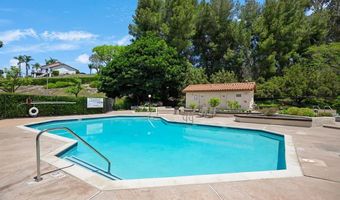 701 Fino Gln, Escondido, CA 92025