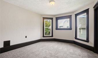 5231 Stark Ave, Ashtabula, OH 44004