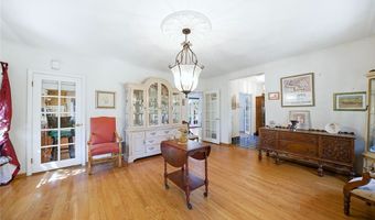2393 Allen Ave, Altadena, CA 91001