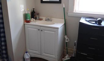 19 Cumberland St, Augusta, ME 04330