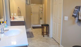 42 Burrage Dr, Angier, NC 27501