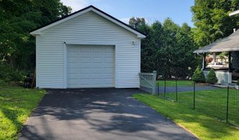 104 John St, Bennington, VT 05201