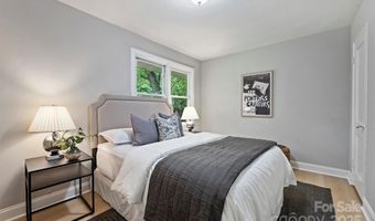 1709 Masonic Dr, Charlotte, NC 28205