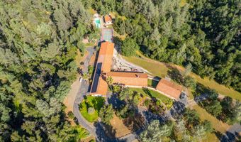 17832 Windsor Ln, Anderson, CA 96007