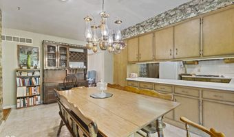 618 Mellowood Dr, Indianapolis, IN 46217