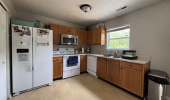 6649 Earlswood Dr, Indianapolis, IN 46217