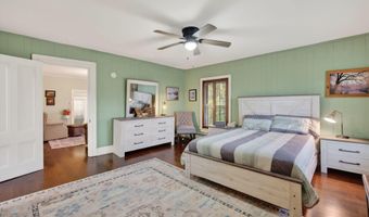 376 S Belfast Ave, Augusta, ME 04330
