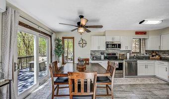 25 Arciel Dr, Albrightsville, PA 18210