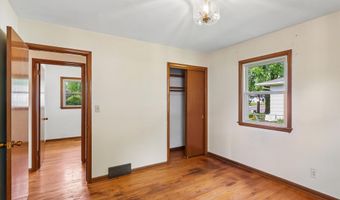 3803 Ontario St, Ames, IA 50014