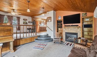 207 8th Ave, Belle Fourche, SD 57717