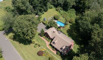 7 S Ridge Rd, Brookfield, CT 06804