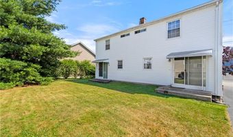 40 Agnes St, East Providence, RI 02914