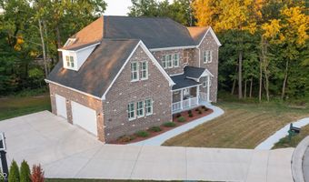 372 Foxboro Dr, Avon, IN 46123