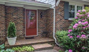 19494 Oakwood Dr, Abingdon, VA 24211